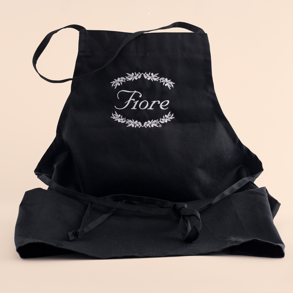 
                  
                    FIORE Apron
                  
                